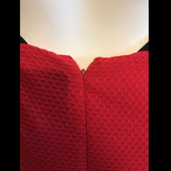 NEW! $374 ABS by Allen‎ Schwartz Halter Contrast Gown [SZ Medium ] - Picture 7 of 8